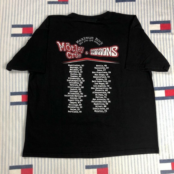 Vintage Mötley Crue & Scorpions tour tee shirt - Picture 2 of 6